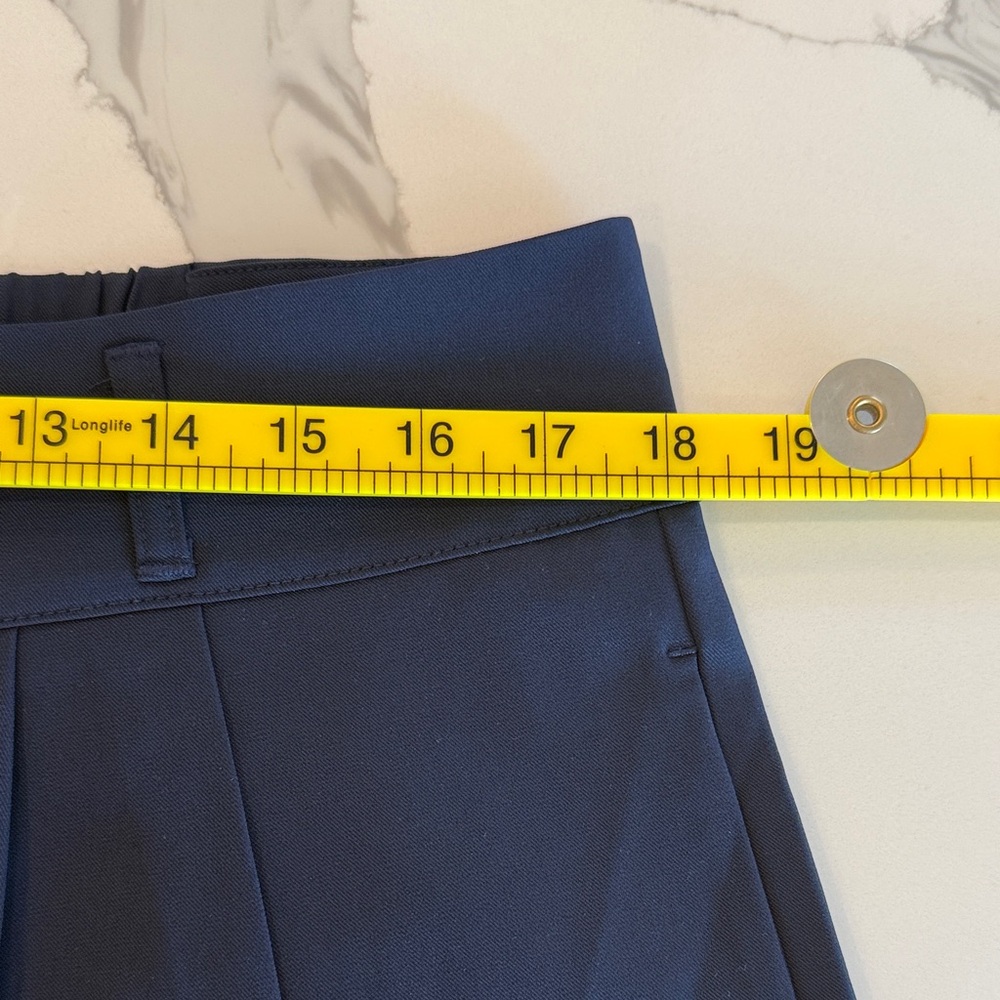 HALARA NWT Flex Pleated button closure with zippe… - image 8